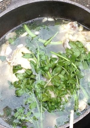 ダッチオーブンで簡単鶏もも肉サムゲタン-レシピのメイン写真