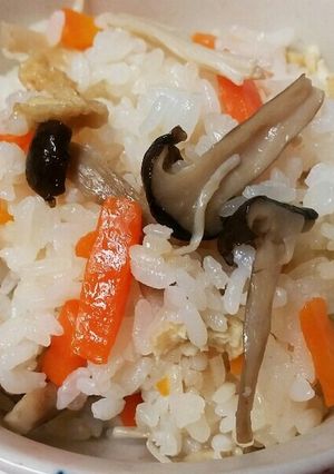 白だしで簡単♪きのこと油揚げのおこわ-レシピのメイン写真