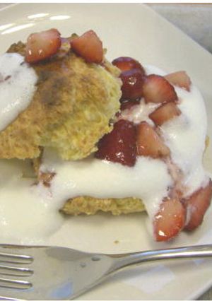 簡単♪いちごのアメリカンショートケーキ-レシピのメイン写真