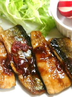 サンマの梅照り焼き(甘酢濃くうま!)-レシピのメイン写真