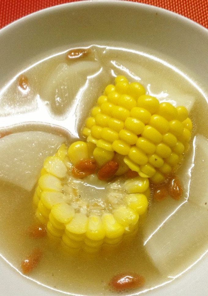 とうもろこし豚骨スープ（玉米骨头汤）-レシピのメイン写真