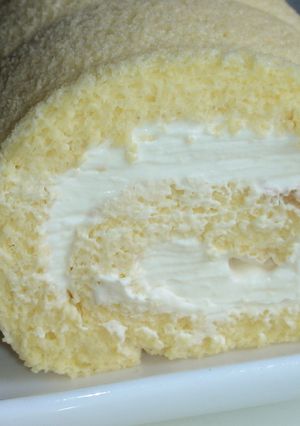 とろけるスポンジでロールケーキ-レシピのメイン写真