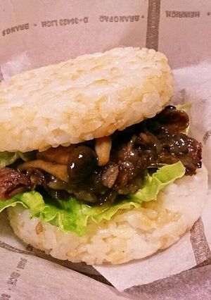 簡単！発芽米で焼き肉ライスバーガー-レシピのメイン写真
