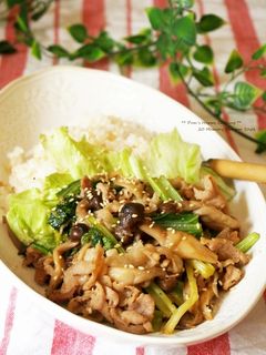小松菜としめじ入り◎がっつり生姜焼き丼-レシピのメイン写真