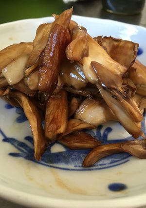 簡単お手軽 副菜 醤油が香ばしい舞茸-レシピのメイン写真