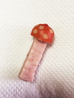 ウィンナー飾り切り可愛いキノコ♡-レシピのメイン写真