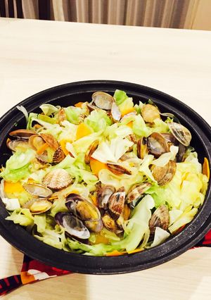 簡単！あさりとキャベツのバター醤油酒蒸し-レシピのメイン写真