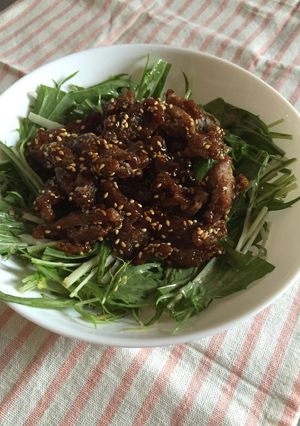 水菜サラダの大豆フィレ肉甘辛揚げ乗せ♪♪-レシピのメイン写真