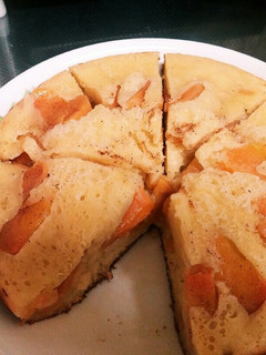炊飯器で簡単♡柿を使った季節のケーキ-レシピのメイン写真