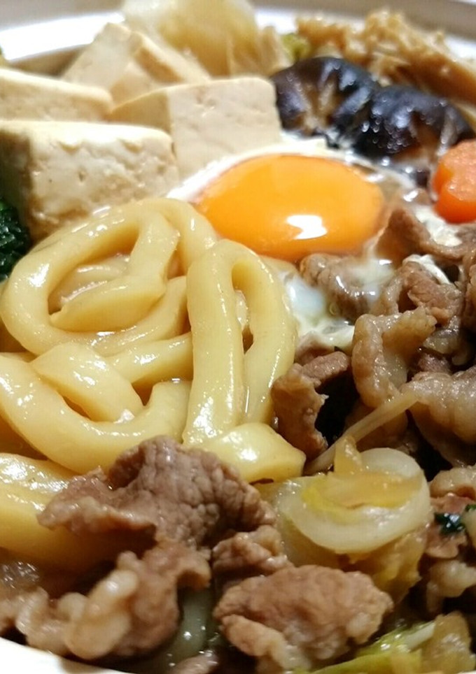 土鍋で簡単すき焼き風うどん-レシピのメイン写真