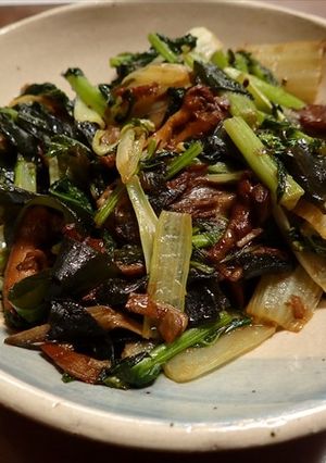 5種の天然キノコと葉物野菜の油炒め-レシピのメイン写真