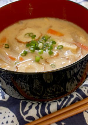 鳥豚ミンチの食べる粕汁-レシピのメイン写真