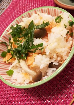 ストウブ（22cm）で炊く鮭ご飯-レシピのメイン写真