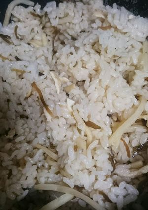 水煮細切り筍と塩昆布で炊き込みご飯☆-レシピのメイン写真