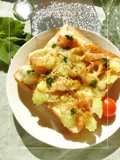 セロリ×ベーコン×ちくわのカレートースト-レシピのメイン写真