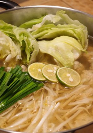 レタスと鶏団子鍋～レタス大量消費(^^)-レシピのメイン写真