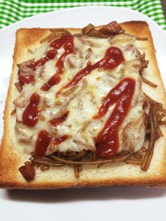 焼そばトースト-レシピのメイン写真
