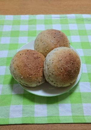 そば茶の丸パン(ホシノ天然酵母)-レシピのメイン写真