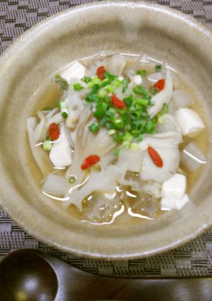 薬膳：簡単！白きくらげと舞茸の中華スープ-レシピのメイン写真