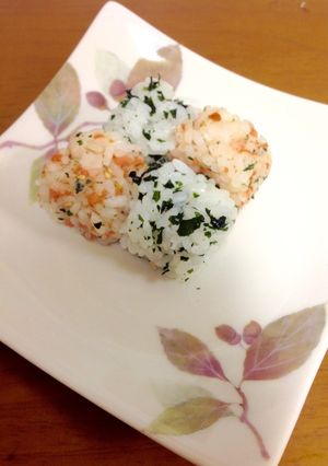 キューブおにぎり*お弁当にも♪-レシピのメイン写真