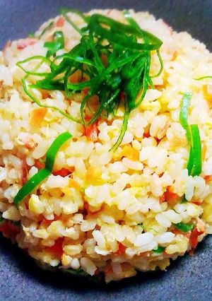 簡単‼ヘルシー‼鮭と卵の炒飯-レシピのメイン写真