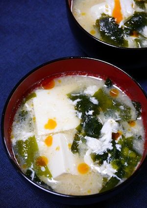 簡単！豆腐の味噌汁(ピリ辛)-レシピのメイン写真