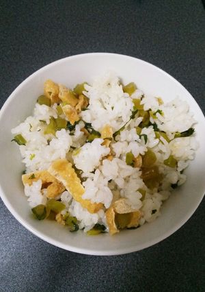 栄養満点！大根葉と油揚げしらすの混ぜご飯-レシピのメイン写真