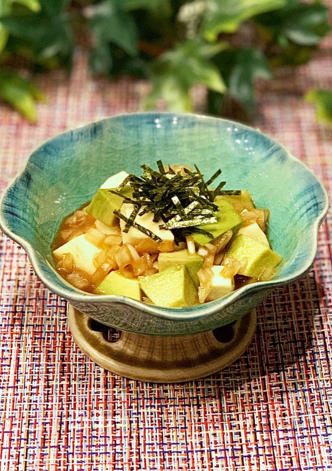 簡単♪ アボカドと長芋の醤油ドレ和え-レシピのメイン写真