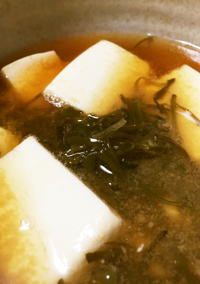 簡単5分☆めかぶと豆腐のとろみ味噌汁-レシピのメイン写真