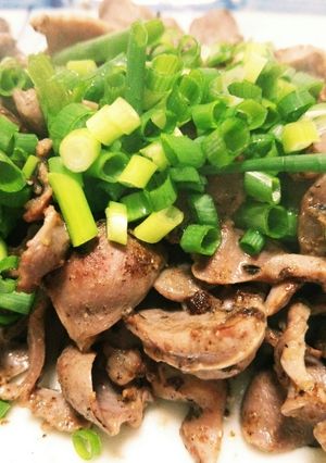おつまみに！砂ズリゆずこしょう炒め-レシピのメイン写真