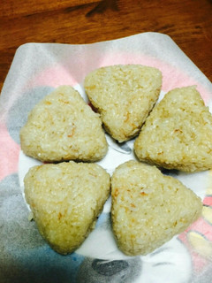 5分で出来る焼きおにぎり(鰹節入り)-レシピのメイン写真