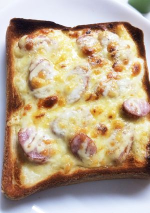 簡単朝食ウインナーチーズトースト-レシピのメイン写真