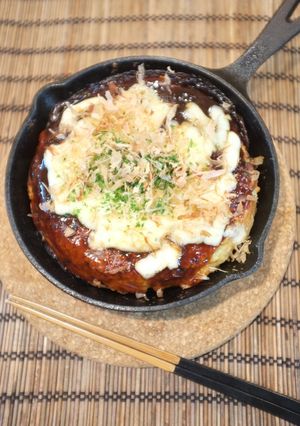 スキレットで！餅チーズお好み焼き♪-レシピのメイン写真