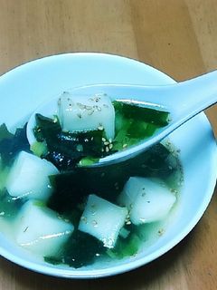 はんぺんとワカメの中華風スープ-レシピのメイン写真