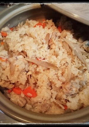 土鍋で‼ 鶏ごぼうの炊き込みご飯☆-レシピのメイン写真