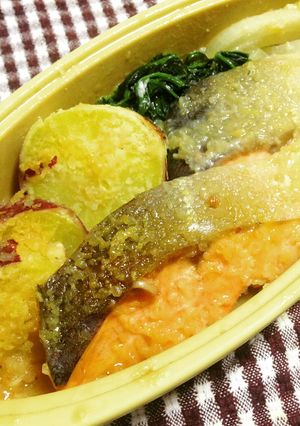 銀鮭とお野菜の白味噌&塩麹焼き(蒸し)-レシピのメイン写真