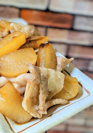 大根と豚バラの炒め物♡-レシピのメイン写真