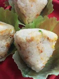 ヘルシー!おからサラダの焼きおにぎり-レシピのメイン写真