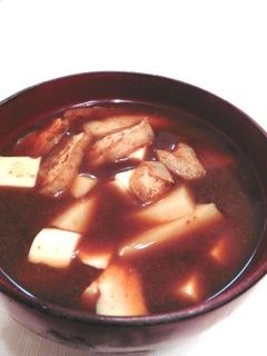 里芋と油揚げの味噌汁-レシピのメイン写真