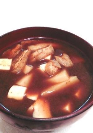 里芋と油揚げの味噌汁-レシピのメイン写真