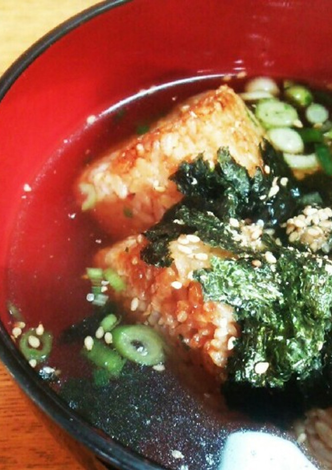 簡単・冷凍焼おにぎり茶漬け-レシピのメイン写真