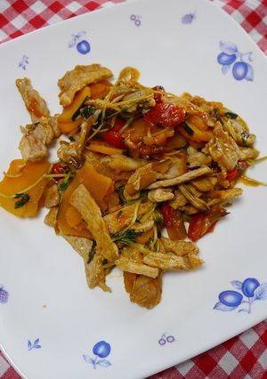 カボチャと豆苗のトマトポークソテー-レシピのメイン写真