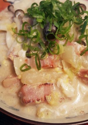 ゴマたっぷり♪豆乳カルボナーラうどん-レシピのメイン写真