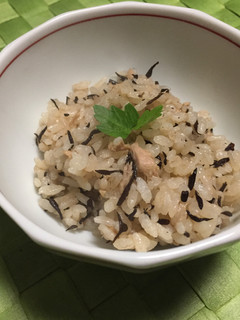 ひじきとツナの炊き込みご飯-レシピのメイン写真
