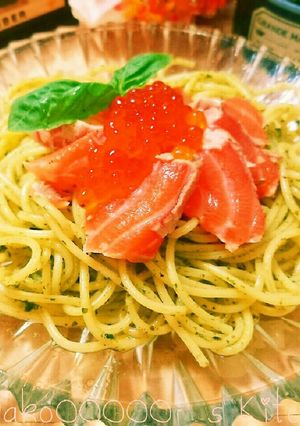 炙りサーモンといくらの親子ジェノベーゼ-レシピのメイン写真