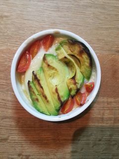 アボカドトマトのココットカマン-レシピのメイン写真