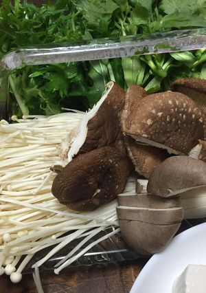 創味シャンタンで簡単きのこ鍋-レシピのメイン写真
