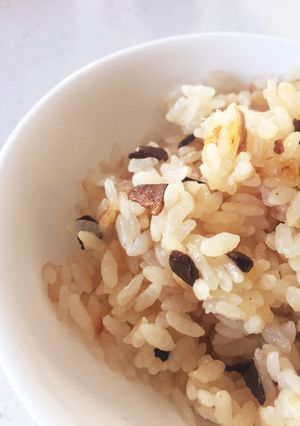 炊飯器に放り込むだけ・ごぼう茶ごはん-レシピのメイン写真