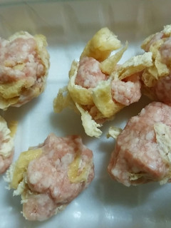 鍋玉第2弾!ひき肉と油揚げで-レシピのメイン写真