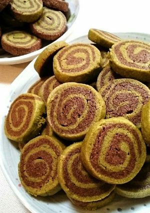 緑茶とココアのうずまきクッキー-レシピのメイン写真